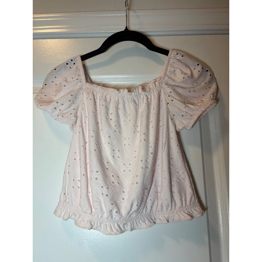 Btween Girls Pink Eyelet 2-Piece Set Puff Sleeve Top and Tiered Skirt Size 8 - Picture 4 of 5